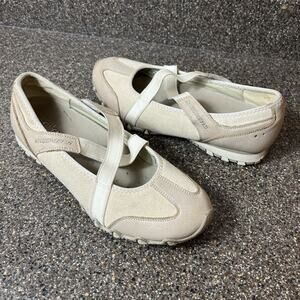Skechers Womens 8.5 Comfort Casual Beige Leather Cross Straps Flat Shoes Slip On